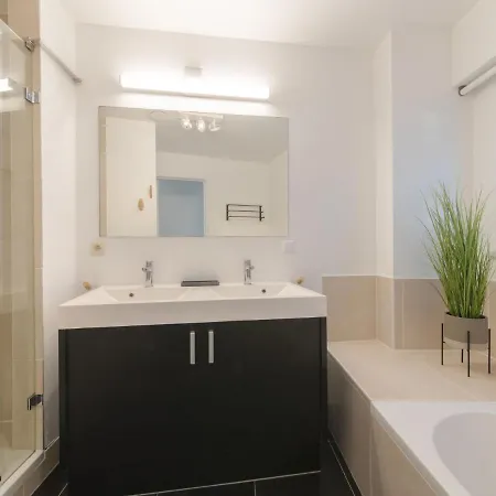 Апартаменты Miramar With Terrace By Interhome Остенде