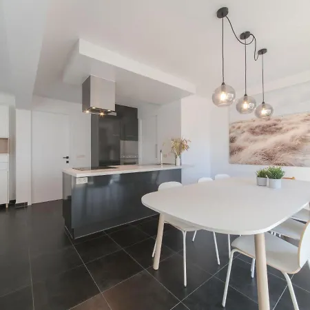 Miramar With Terrace By Interhome Apartmán *