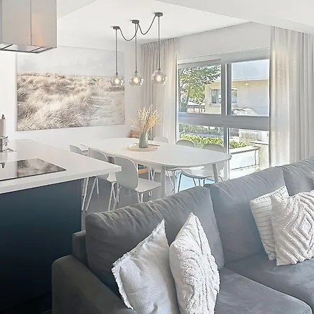 Apartamento Miramar With Terrace By Interhome